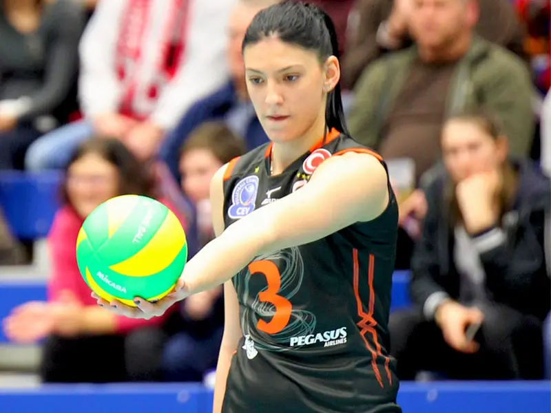 top-10-best-women-s-volleyball-players-that-are-killing-it-in-2020